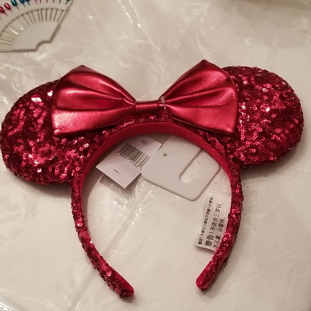 Disney ruby red sequin minnie ears